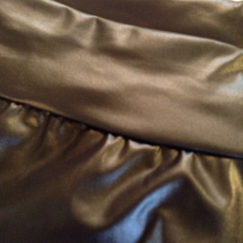 Black Faux leather look leggings NWOT Large - Picture 5 of 6
